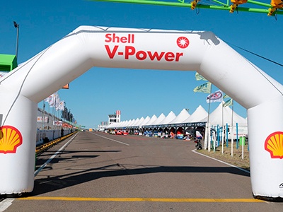 Shell pone en marcha al TC en la primera carrera de la década